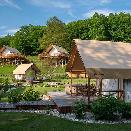 Forrest Glamping Hotel Banská Štiavnica Buitenkant foto