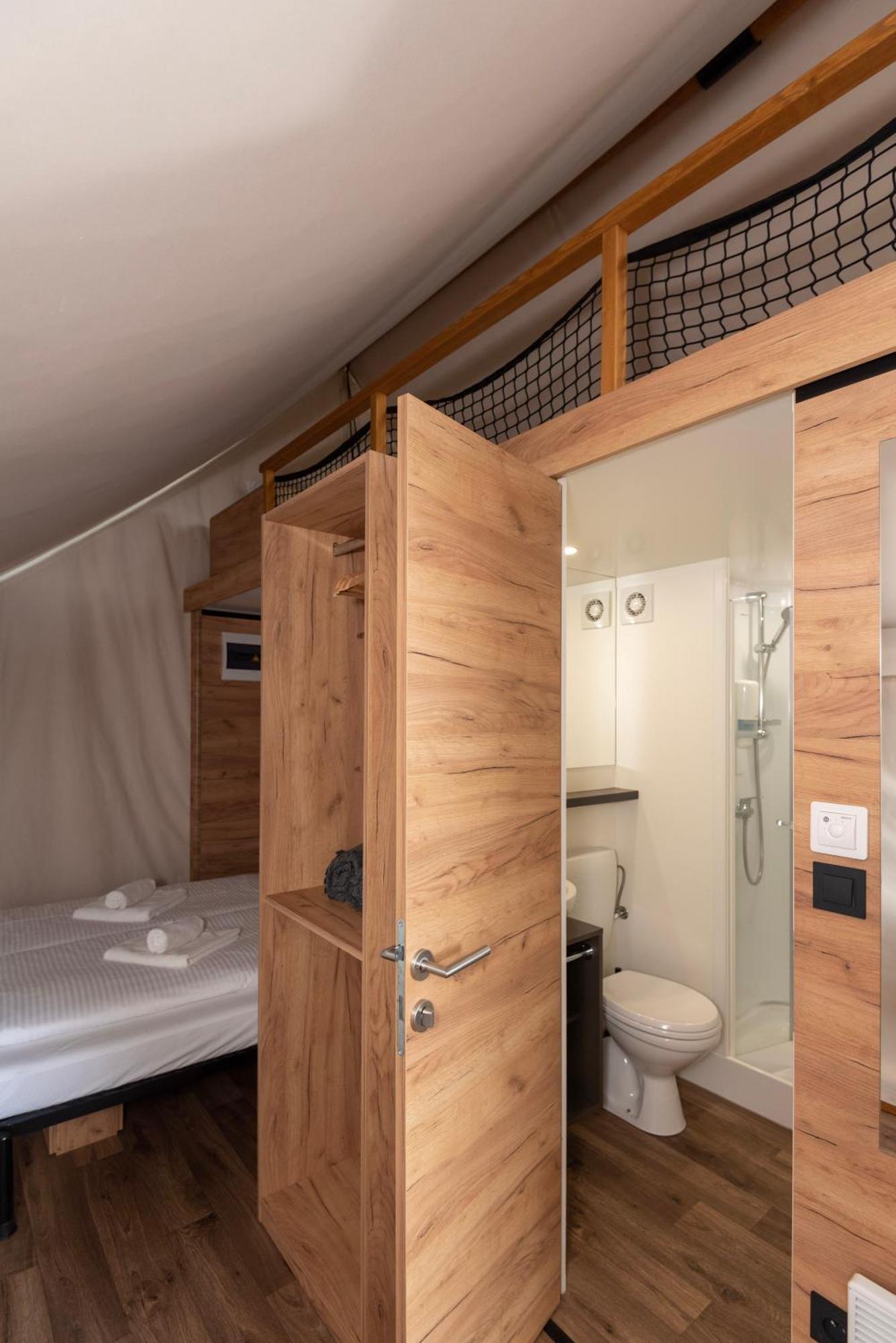Forrest Glamping Hotel Banská Štiavnica Buitenkant foto