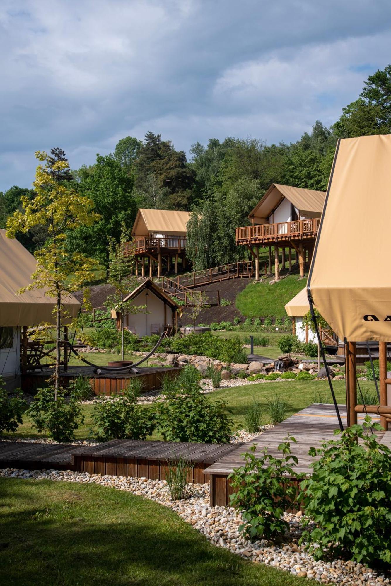Forrest Glamping Hotel Banská Štiavnica Buitenkant foto