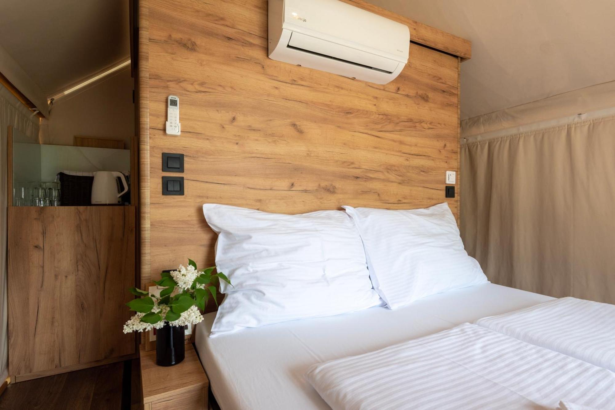 Forrest Glamping Hotel Banská Štiavnica Buitenkant foto