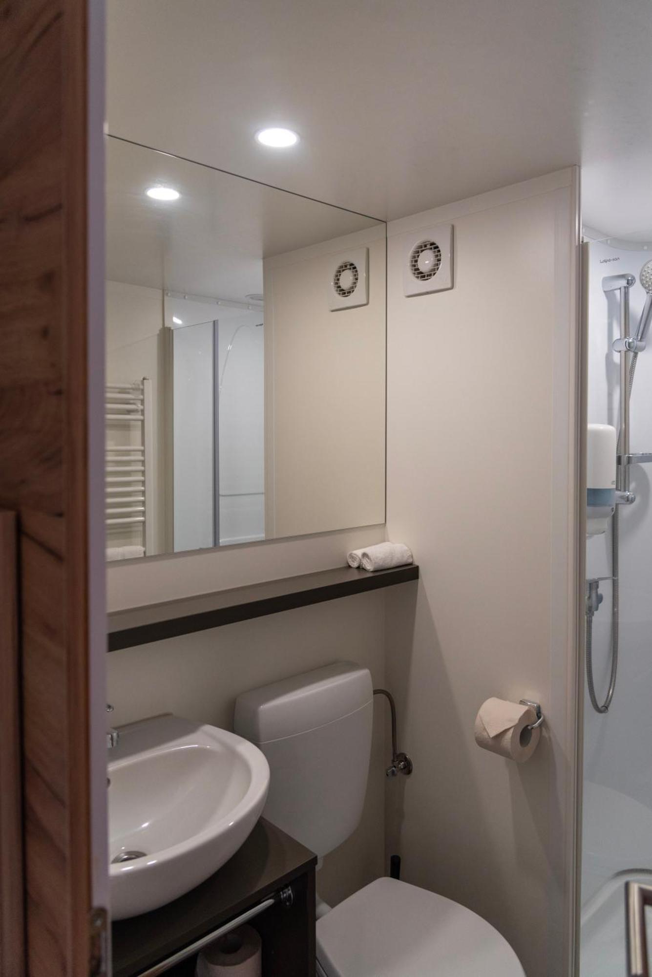 Forrest Glamping Hotel Banská Štiavnica Buitenkant foto