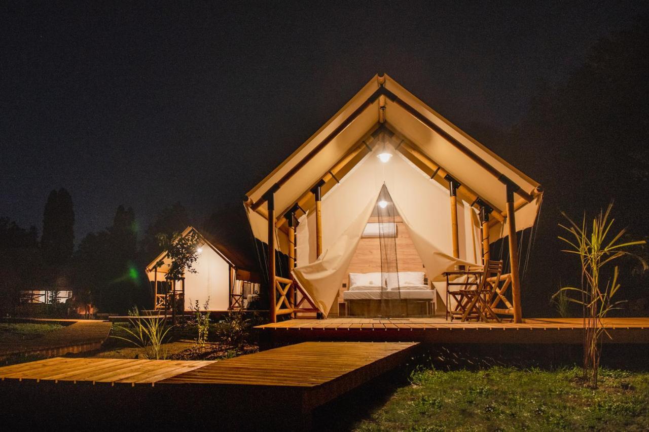 Forrest Glamping Hotel Banská Štiavnica Buitenkant foto