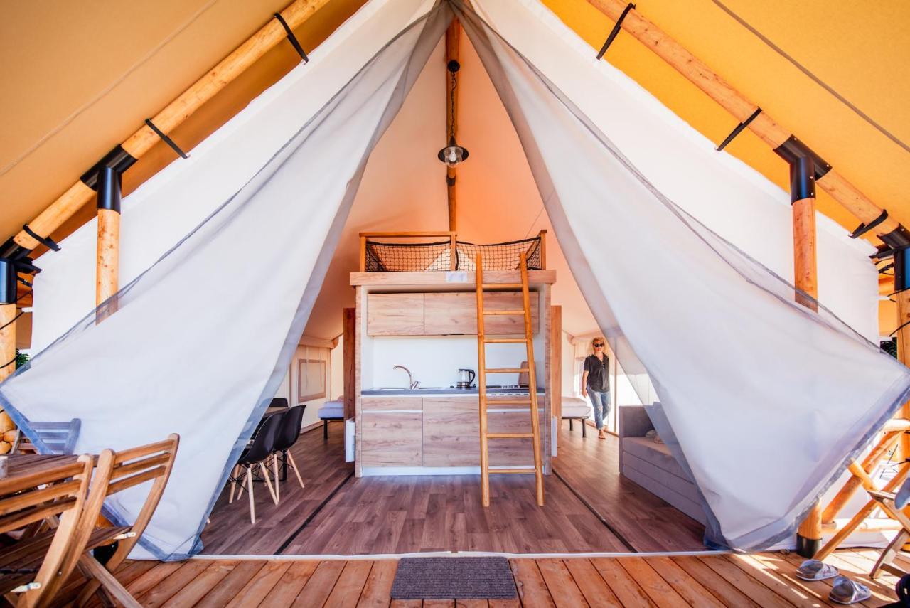 Forrest Glamping Hotel Banská Štiavnica Buitenkant foto