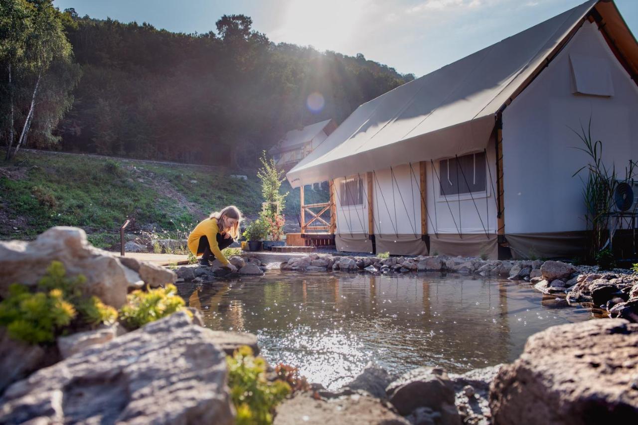 Forrest Glamping Hotel Banská Štiavnica Buitenkant foto